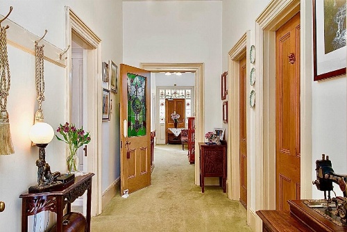 Kurrajong House image 8